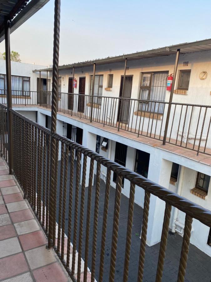 Soweto Towers Guest Accommodation Exterior foto